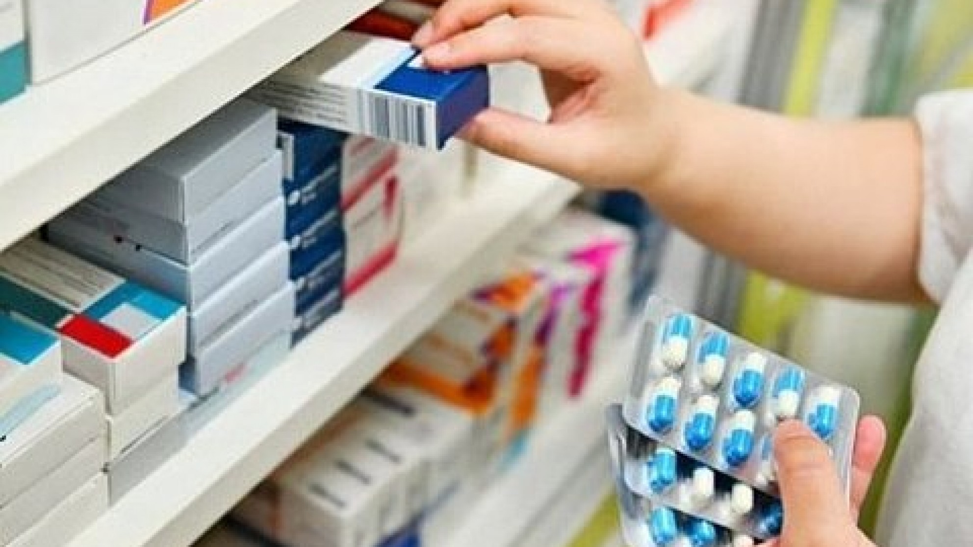 El Gobierno ahora busca congelar los precios de los medicamentos